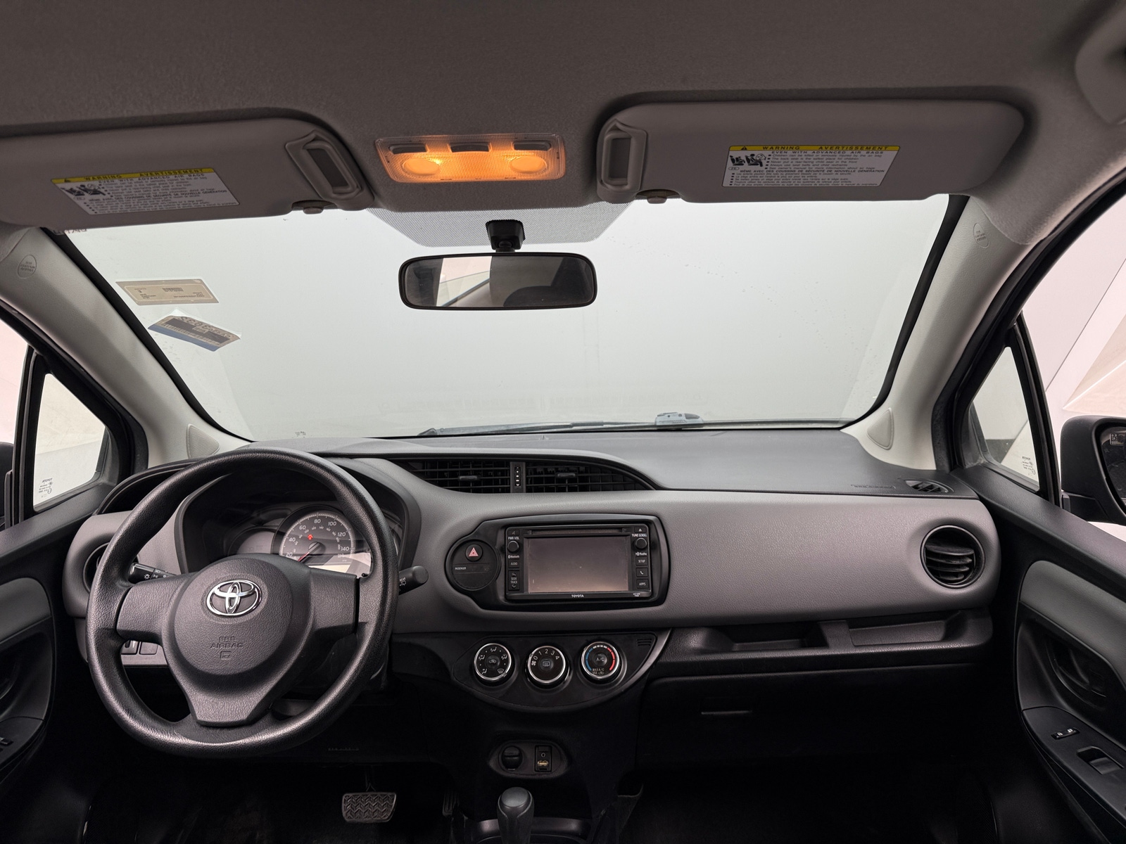 Thumbnail: 2015 Toyota Yaris - 3