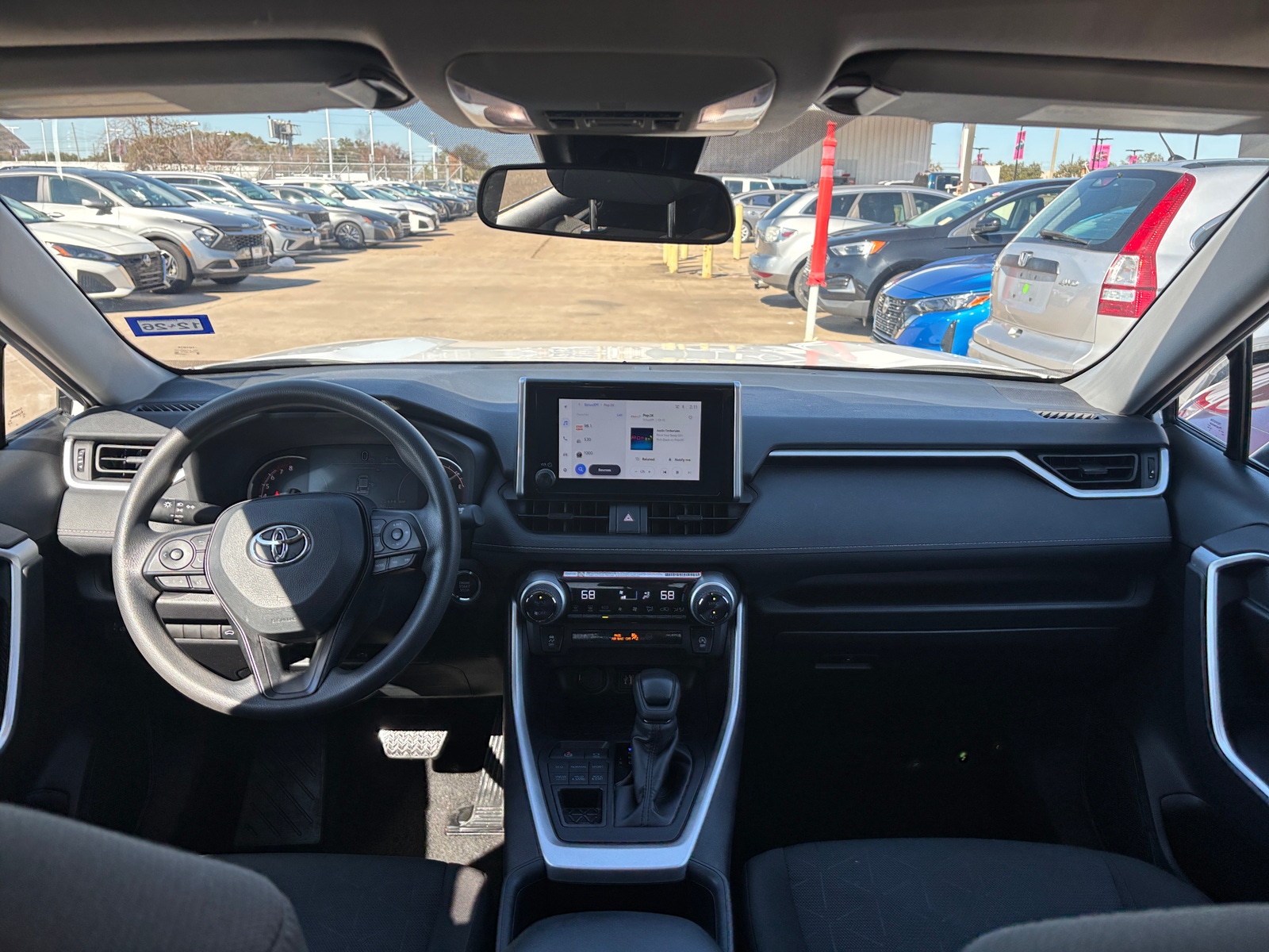 Thumbnail: 2025 Toyota RAV4 - 3