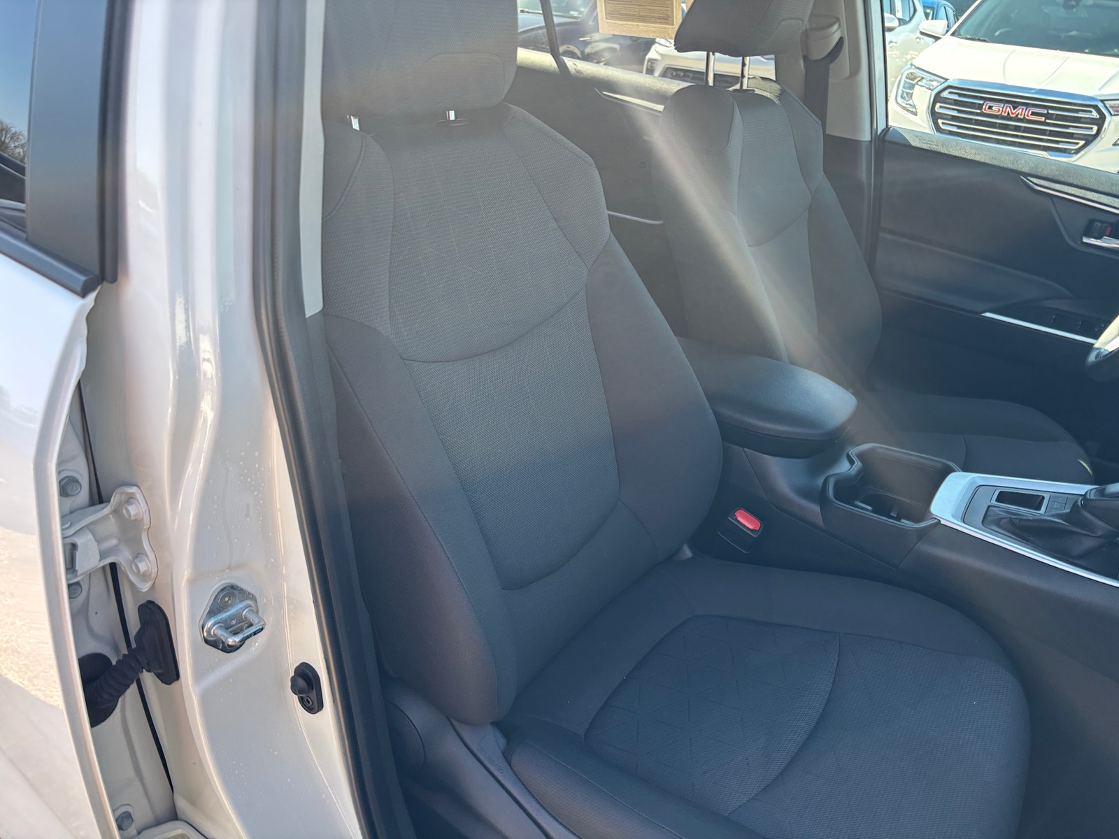 Thumbnail: 2025 Toyota RAV4 - 2