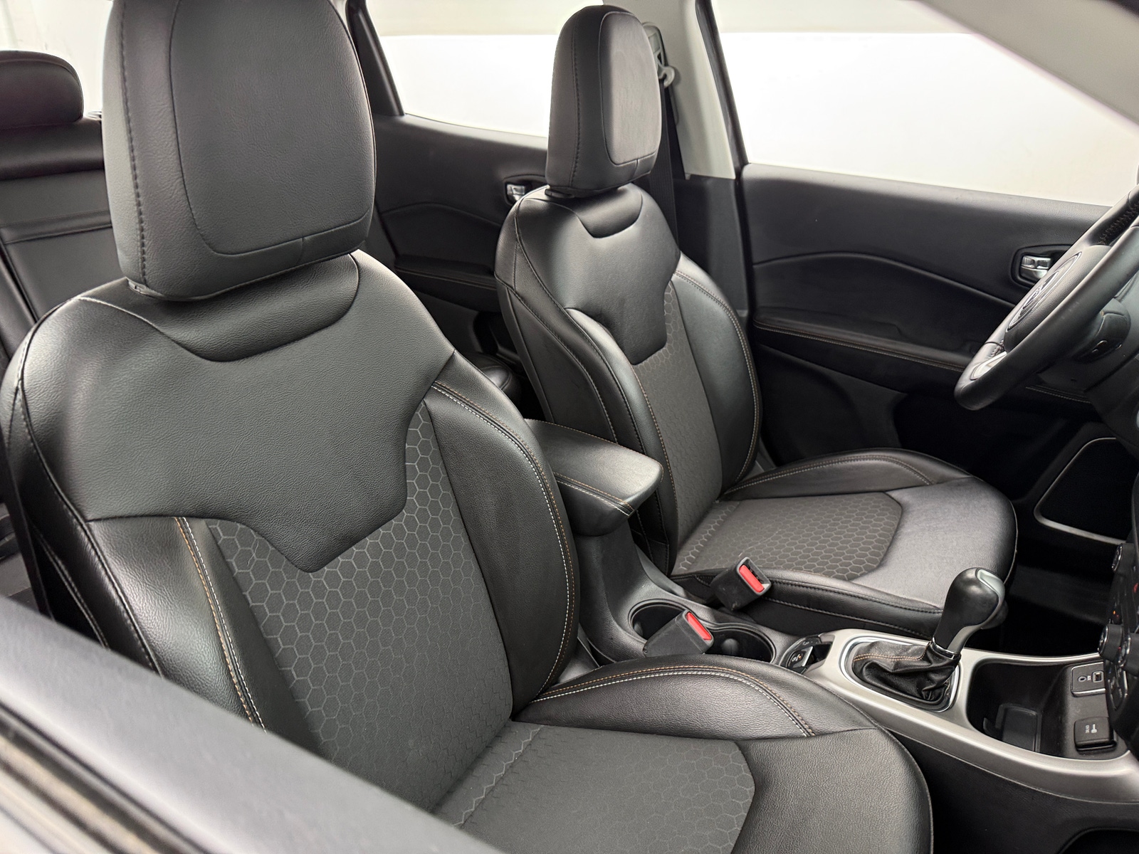 Thumbnail: 2020 Jeep Compass - 2