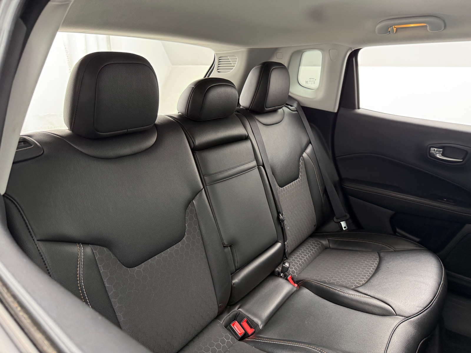 Thumbnail: 2020 Jeep Compass - 6