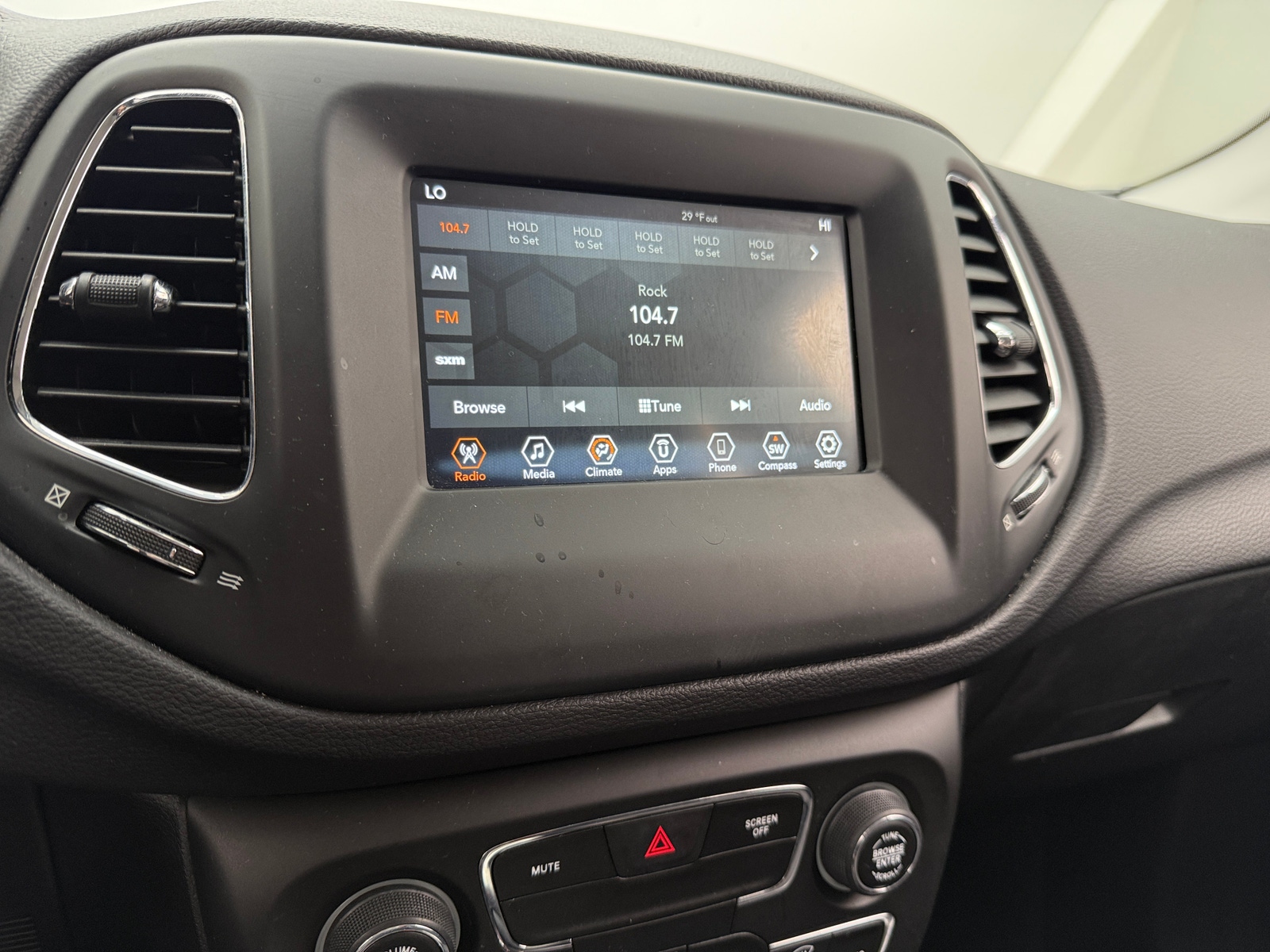 Thumbnail: 2020 Jeep Compass - 4