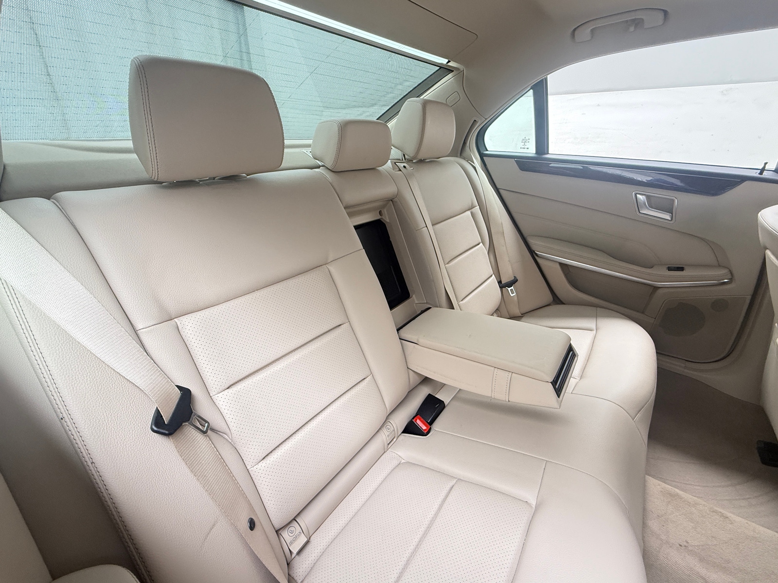 Thumbnail: 2016 Mercedes-Benz E-Class - 5