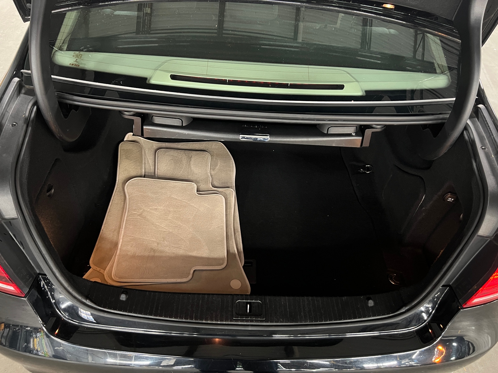 Thumbnail: 2016 Mercedes-Benz E-Class - 6