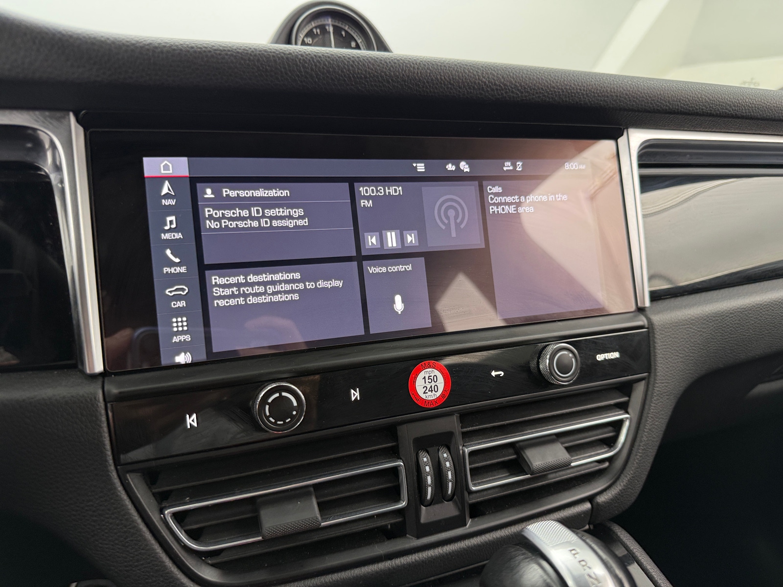 Thumbnail: 2024 Porsche Macan - 3