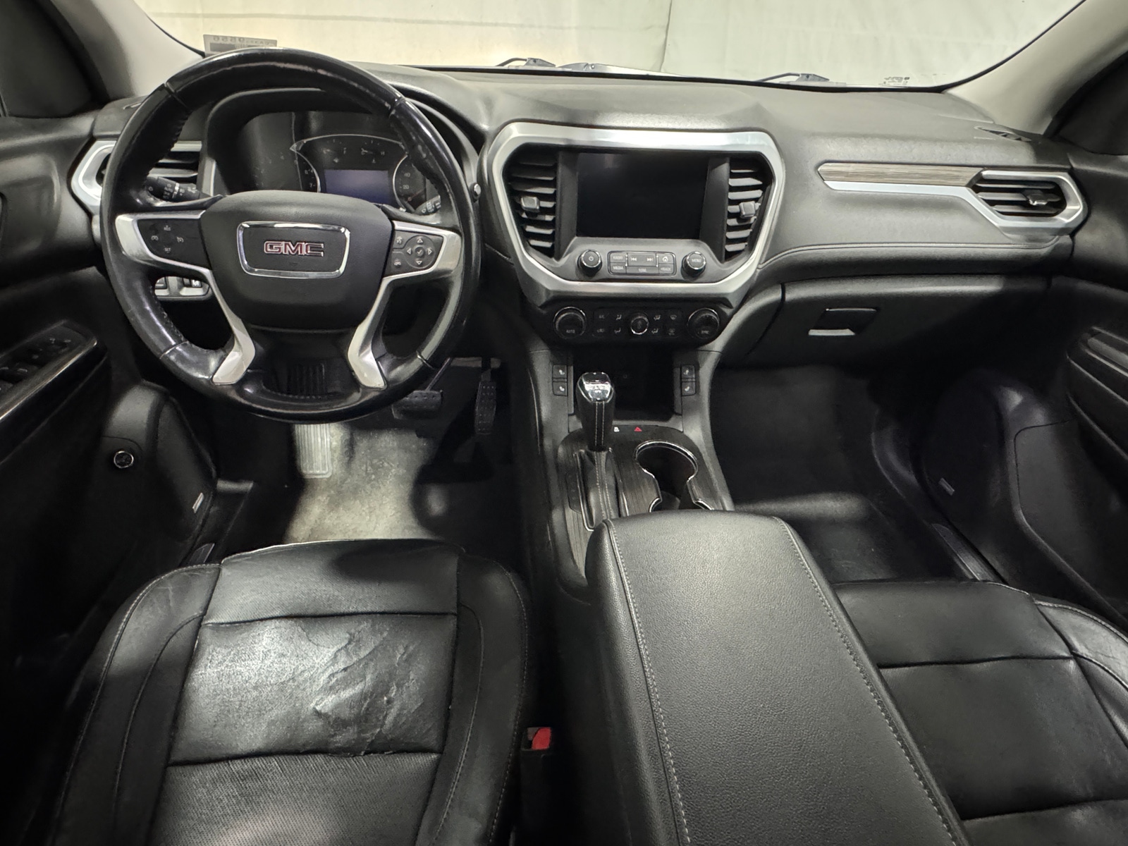 Thumbnail: 2017 GMC Acadia - 2