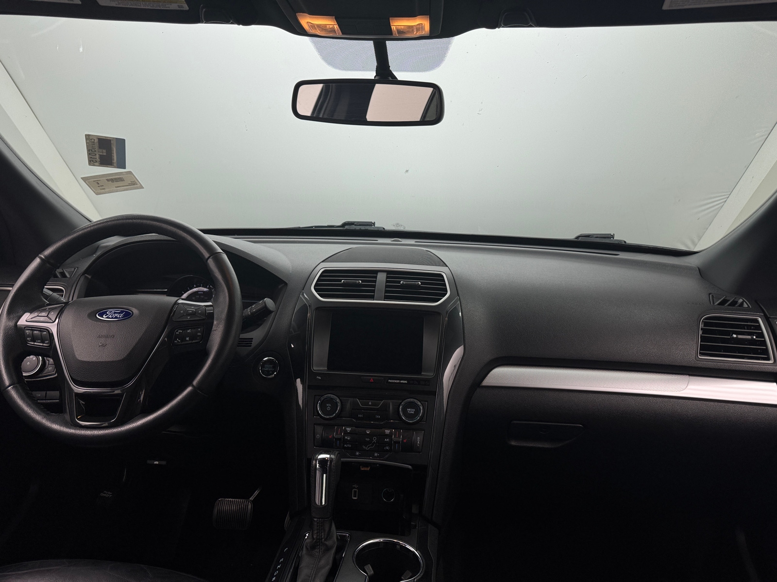 Thumbnail: 2017 Ford Explorer - 3