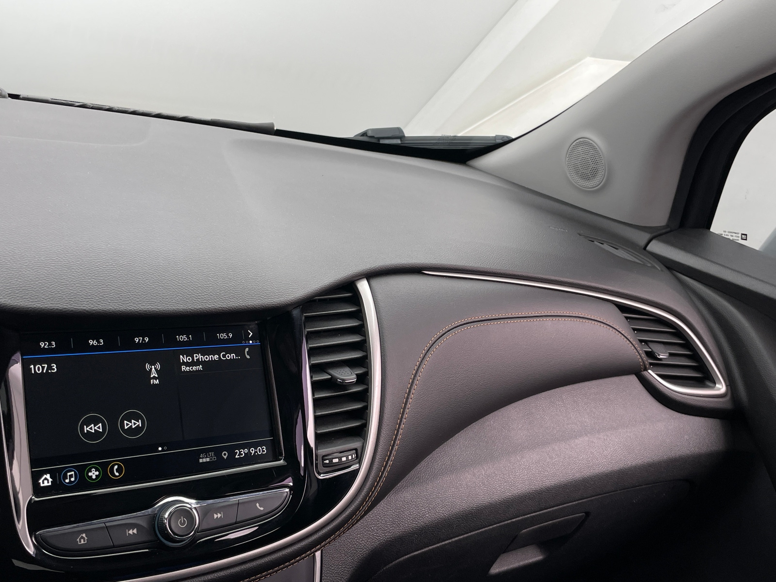 Thumbnail: 2019 Chevrolet Trax - 4