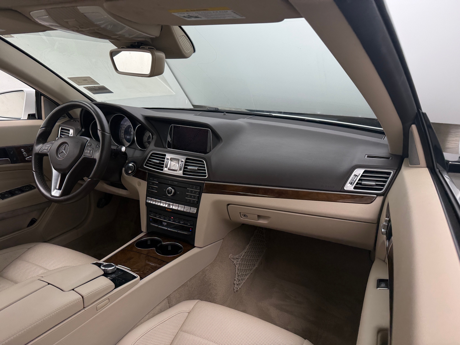 Thumbnail: 2017 Mercedes-Benz E-Class - 2