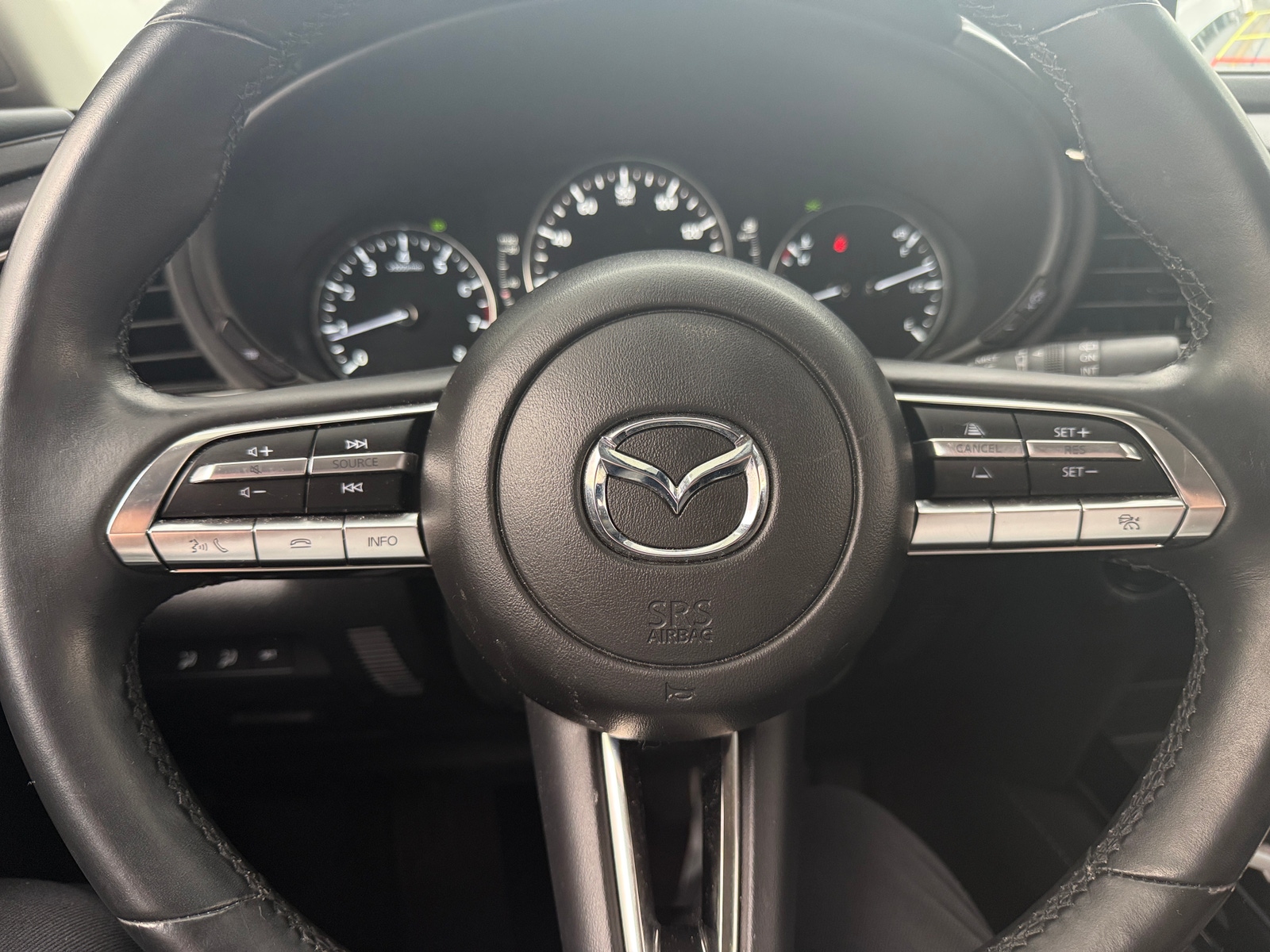 Thumbnail: 2023 Mazda CX-30 - 4