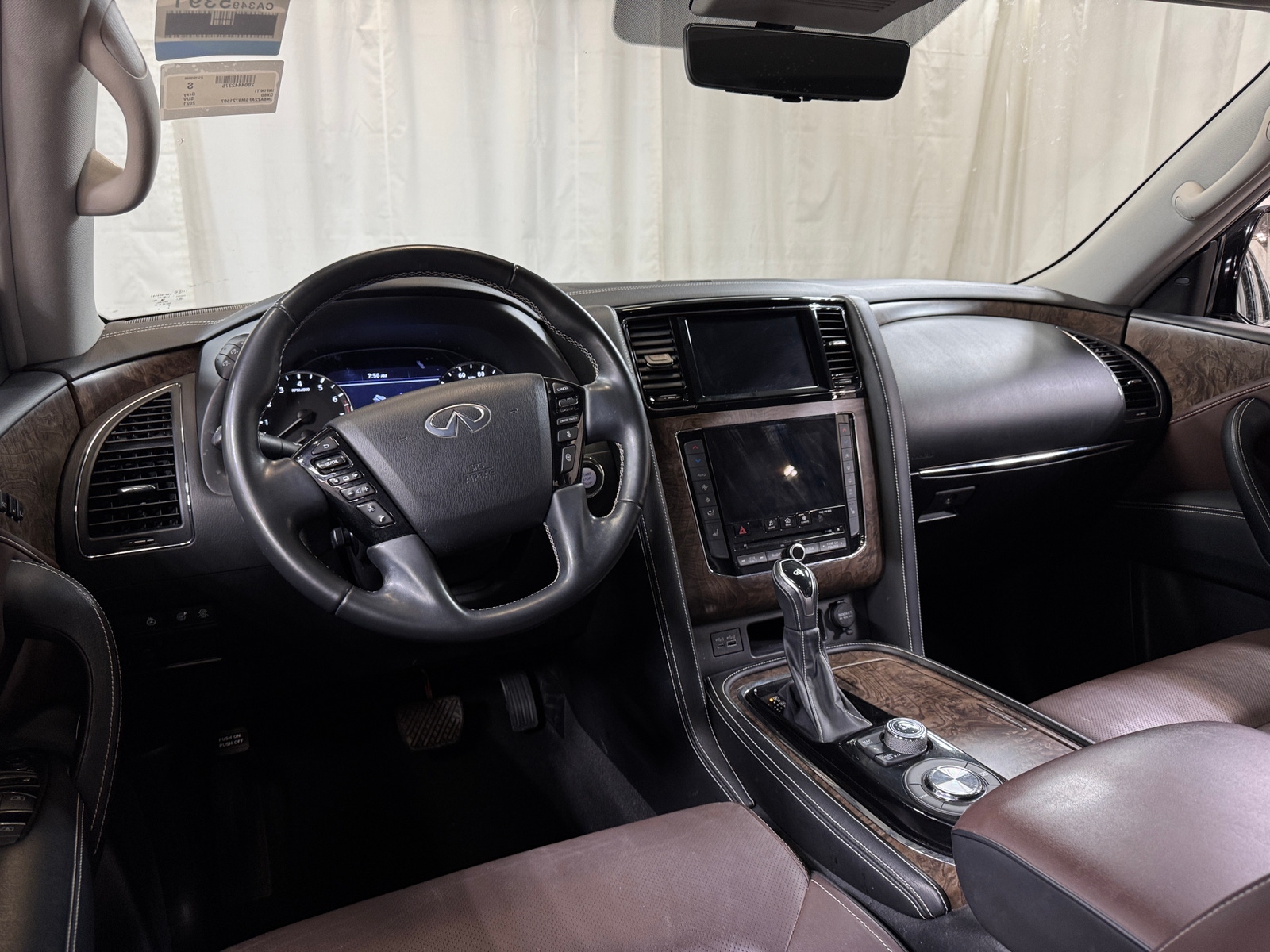 Thumbnail: 2021 INFINITI QX80 - 2