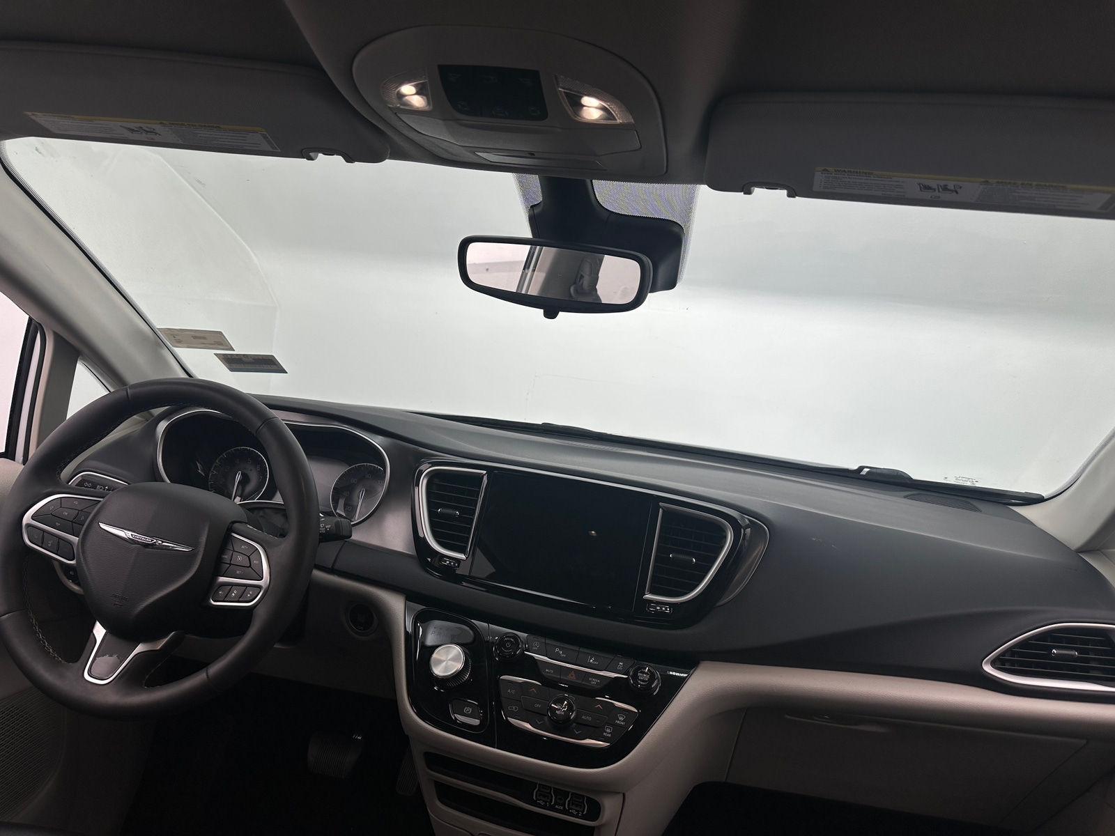 Thumbnail: 2024 Chrysler Pacifica - 2