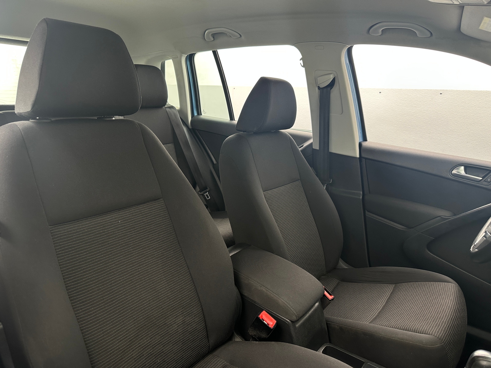 Thumbnail: 2017 Volkswagen Tiguan - 2