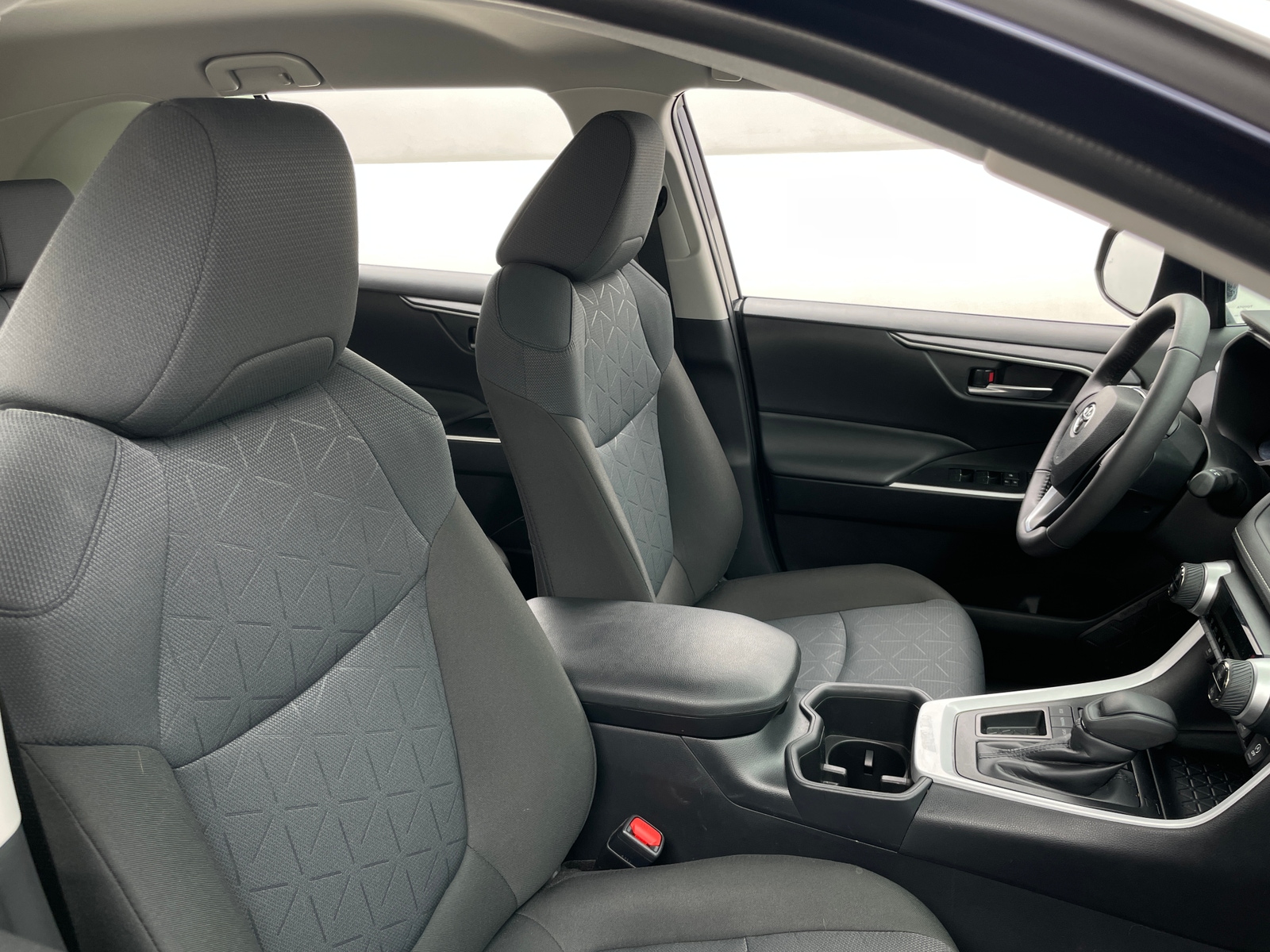 Thumbnail: 2025 Toyota RAV4 - 2