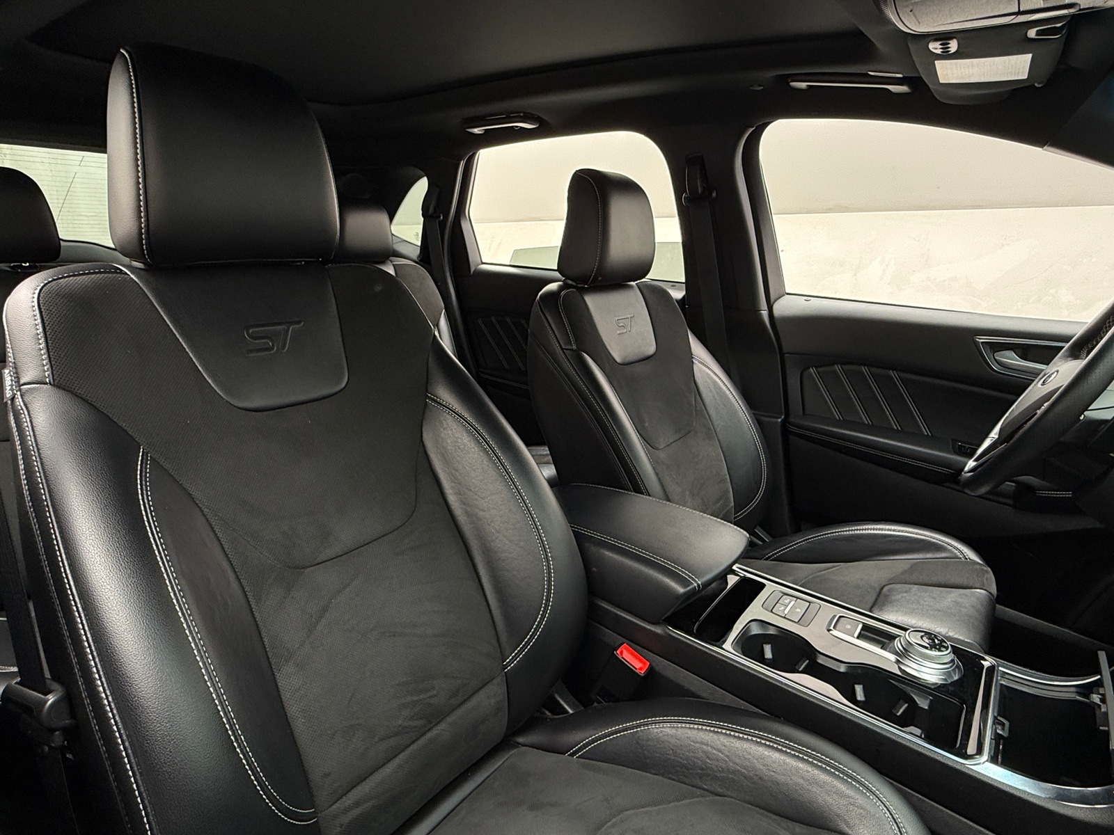 Thumbnail: 2020 Ford Edge - 2