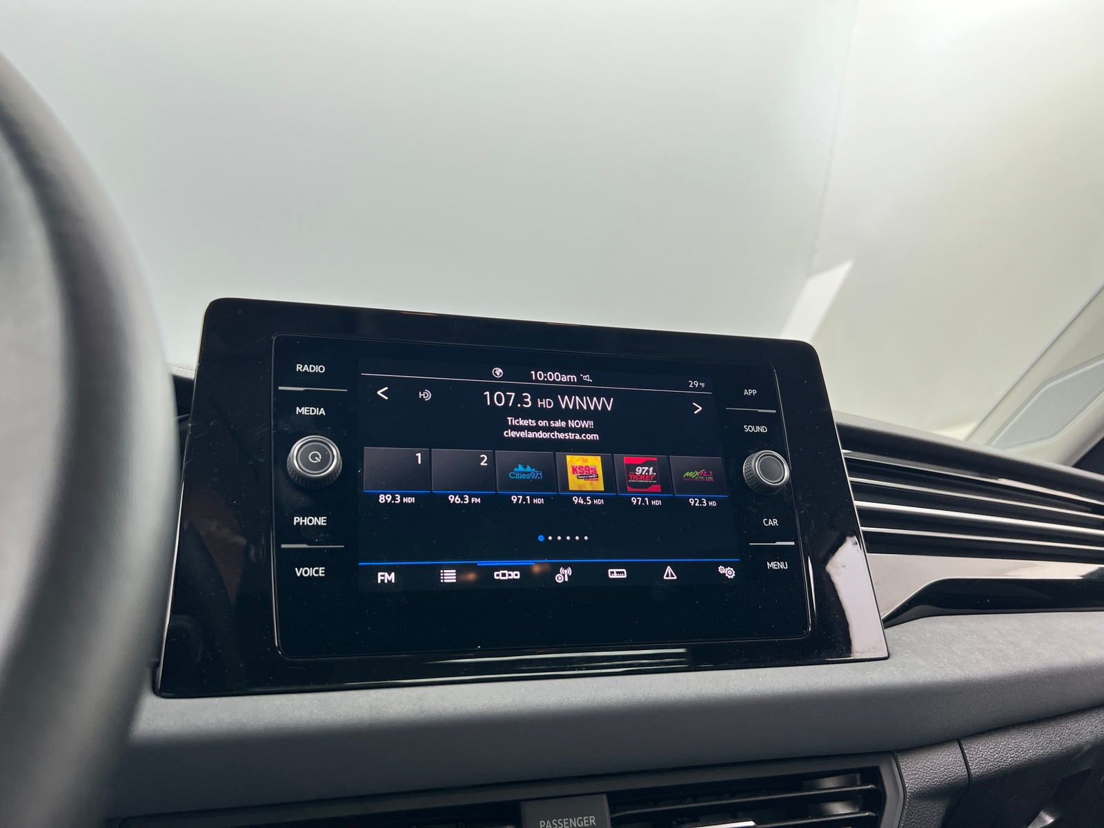 Thumbnail: 2025 Volkswagen Jetta - 3