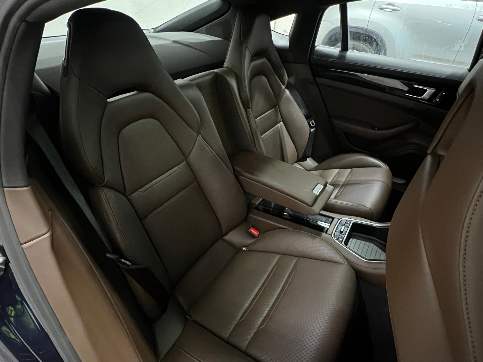 Thumbnail: 2018 Porsche Panamera - 5