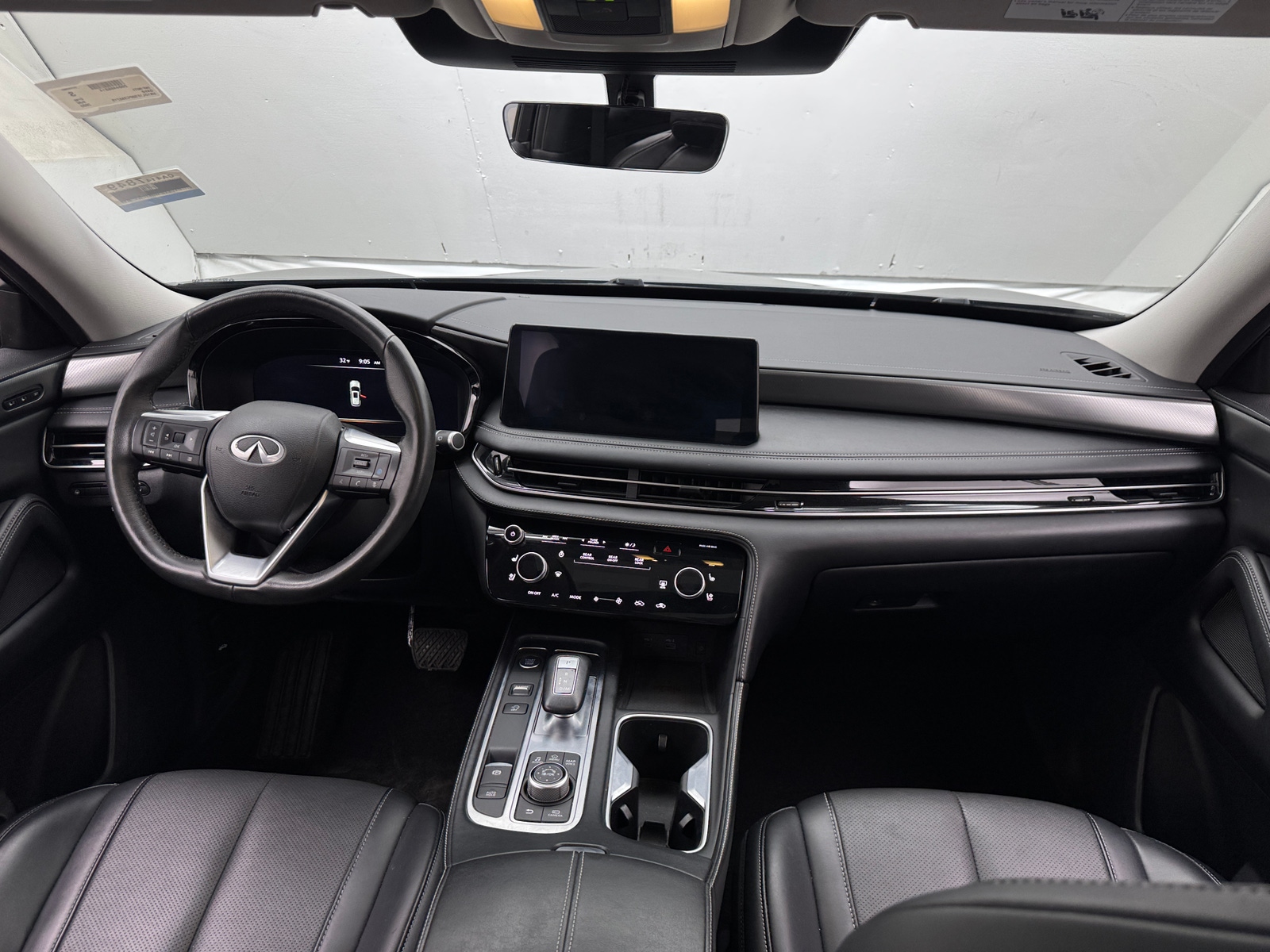 Thumbnail: 2023 INFINITI QX60 - 2