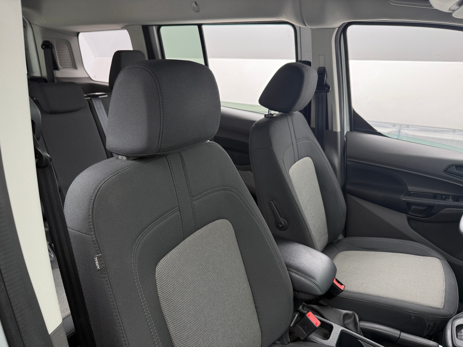 Thumbnail: 2020 Ford Transit Series - 2