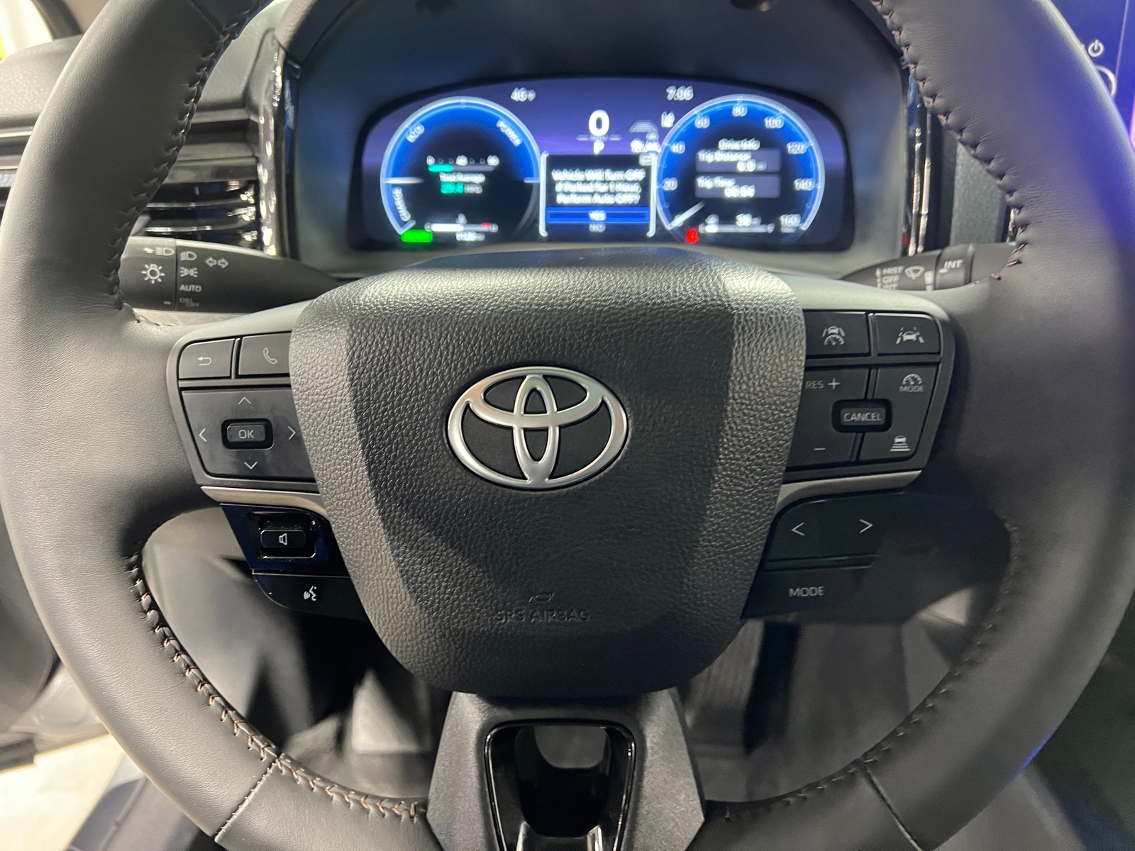 Thumbnail: 2025 Toyota Camry - 4