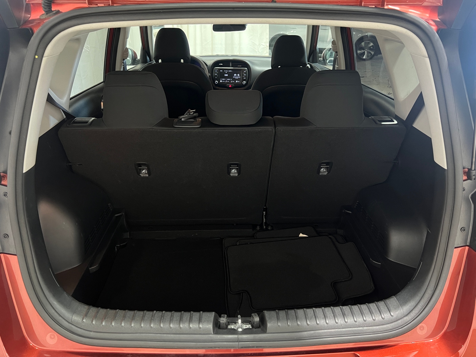 Thumbnail: 2024 Kia Soul - 7