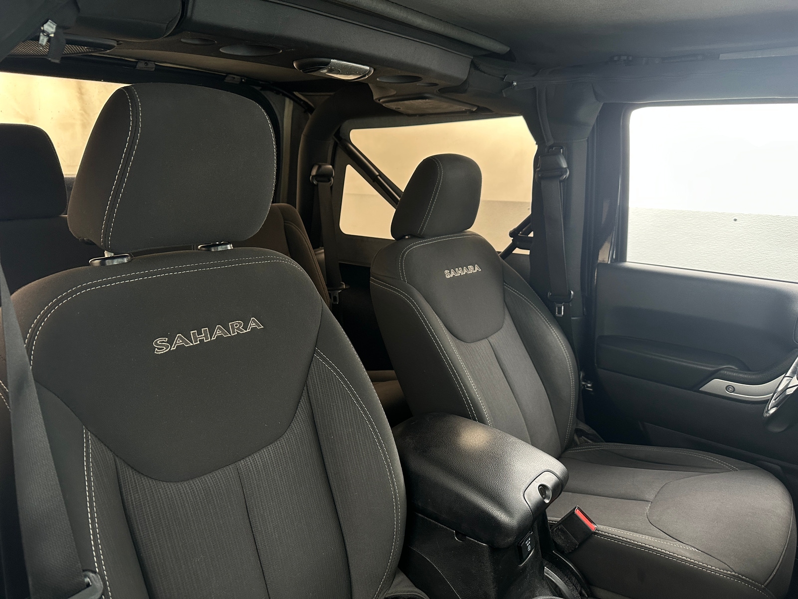 Thumbnail: 2017 Jeep Wrangler - 2