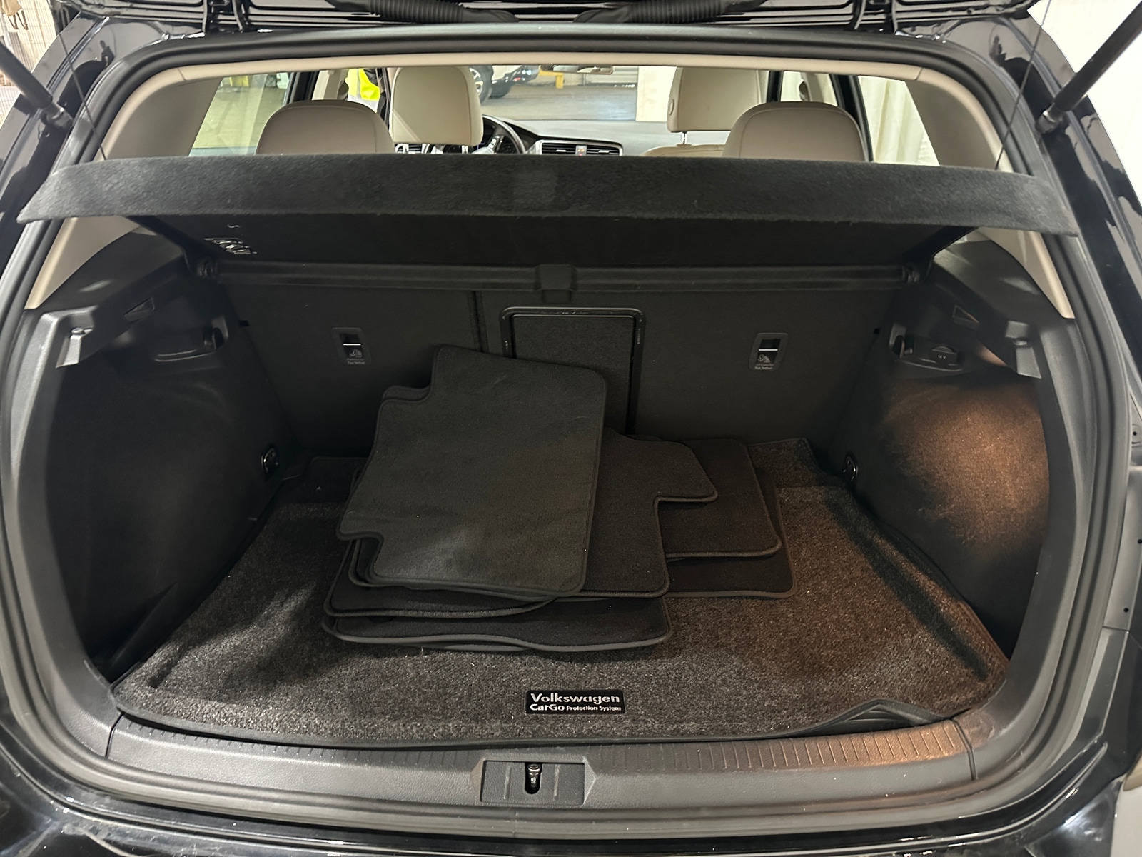 Thumbnail: 2017 Volkswagen Golf - 7