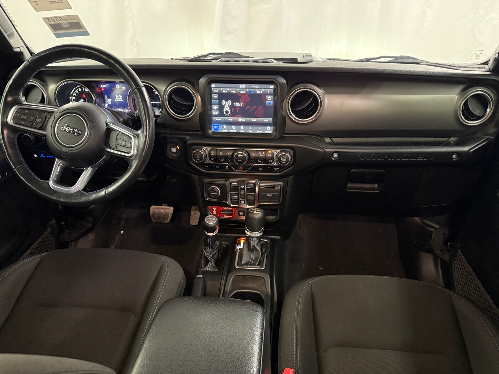 Thumbnail: 2021 Jeep Wrangler - 3