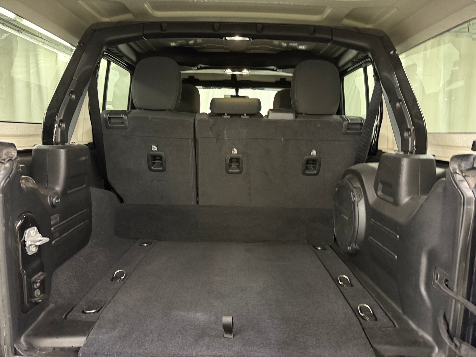 Thumbnail: 2021 Jeep Wrangler - 7