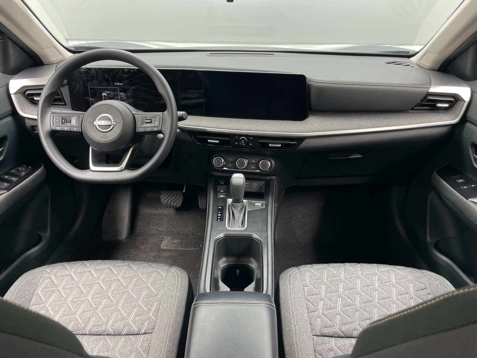 Thumbnail: 2025 Nissan Kicks - 3