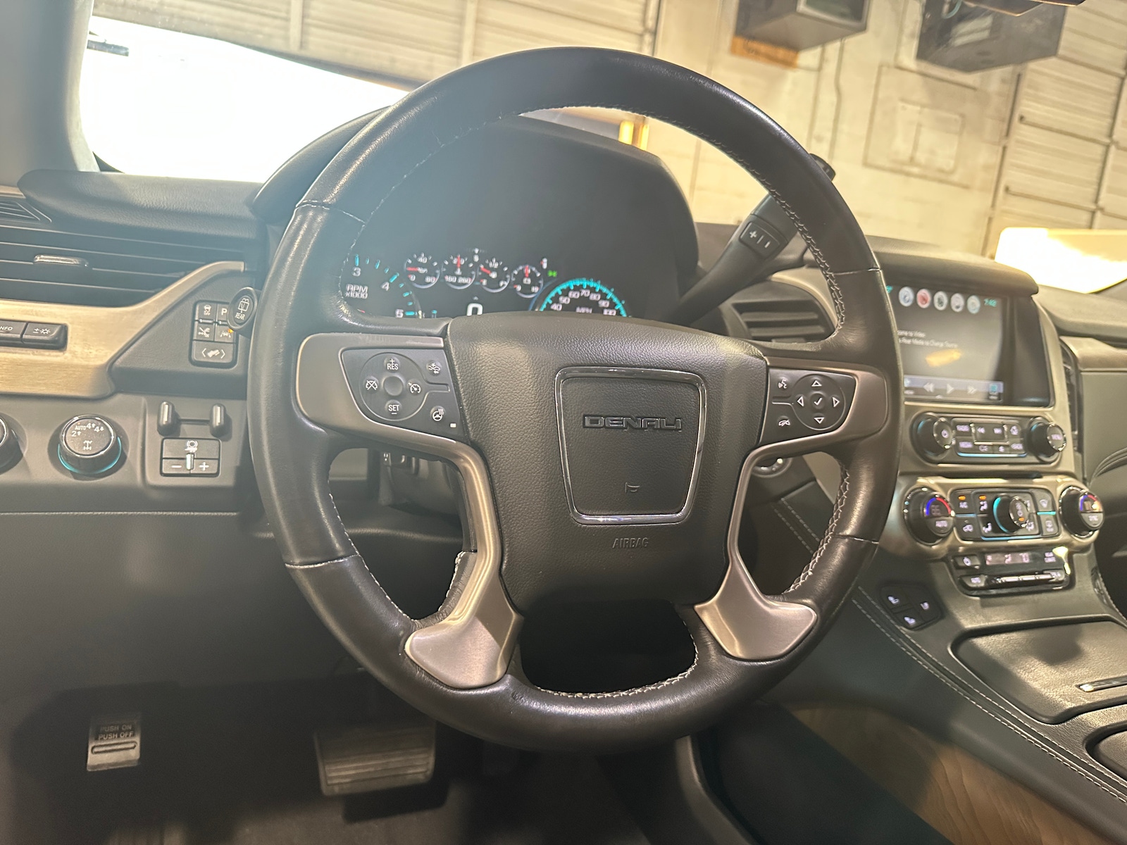 Thumbnail: 2020 GMC Yukon - 4
