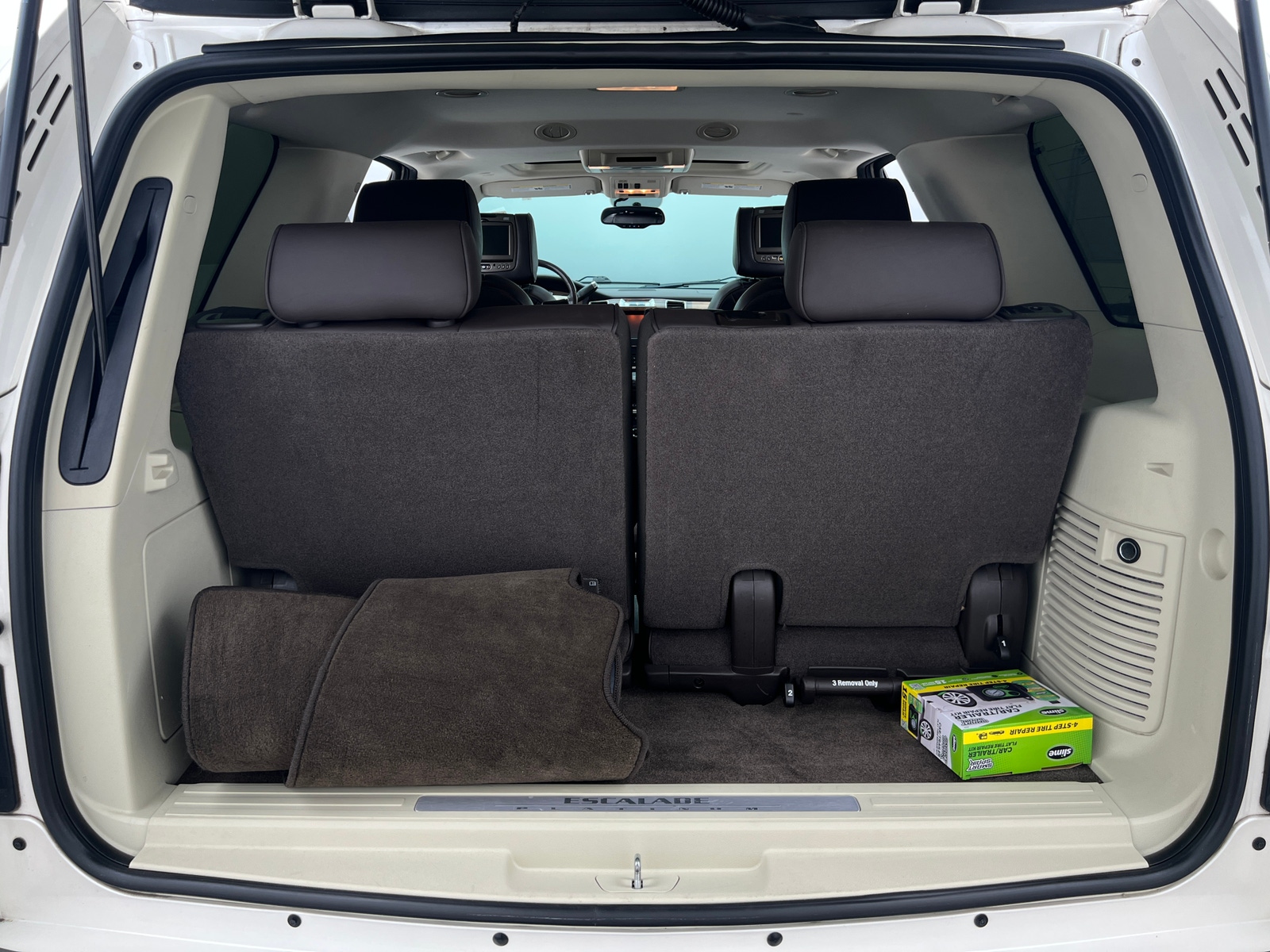 Thumbnail: 2012 Cadillac Escalade - 6