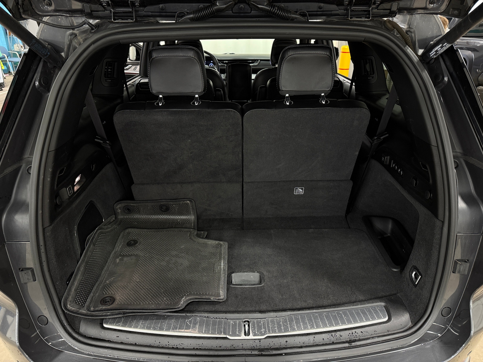 Thumbnail: 2022 Jeep Grand Cherokee L - 6