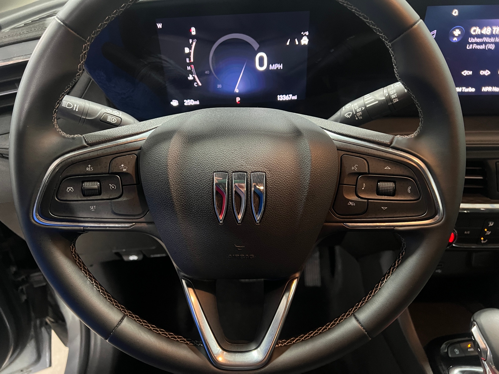 Thumbnail: 2025 Buick Encore GX - 4