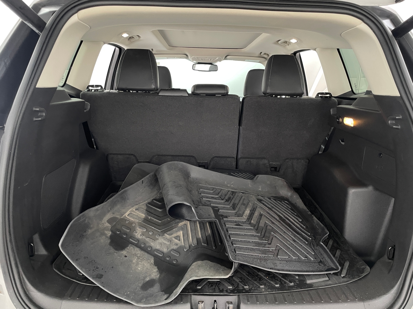 Thumbnail: 2019 Ford Escape - 6