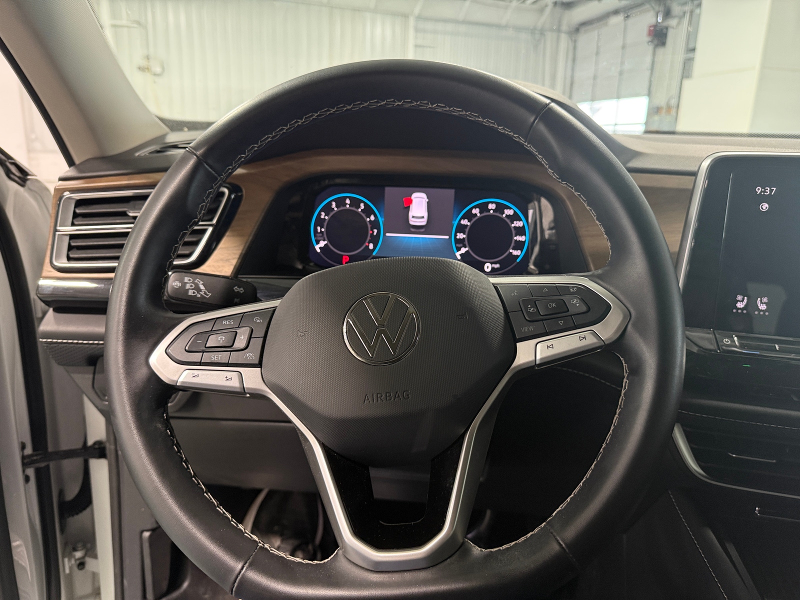 Thumbnail: 2025 Volkswagen Atlas - 4