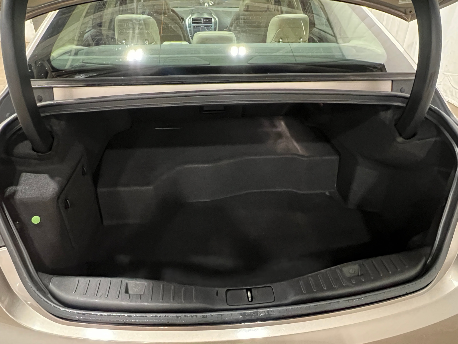 Thumbnail: 2018 Lincoln MKZ - 6