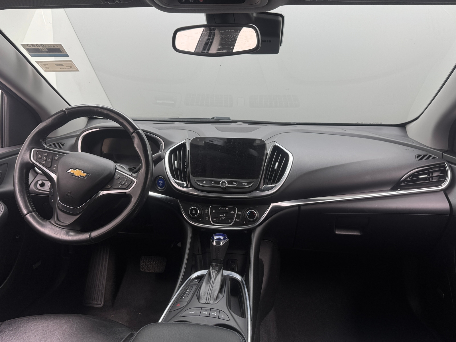 Thumbnail: 2018 Chevrolet Volt - 2