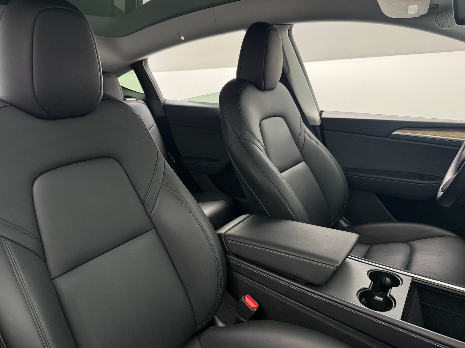 Thumbnail: 2024 Tesla Model Y - 2