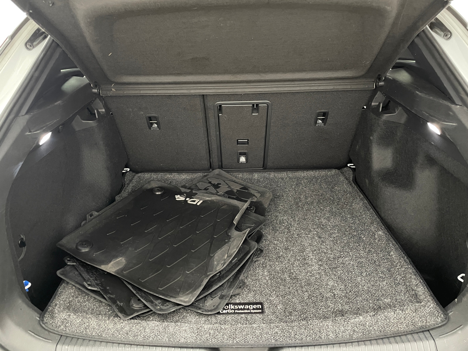 Thumbnail: 2023 Volkswagen ID.4 - 6