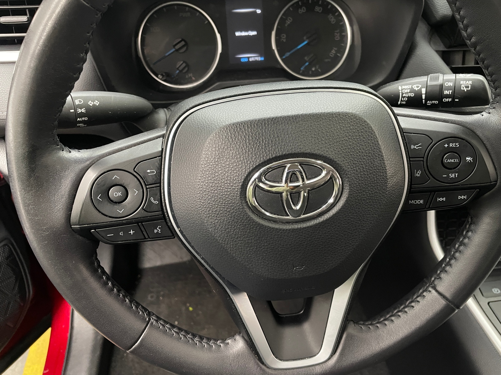 Thumbnail: 2022 Toyota RAV4 - 5