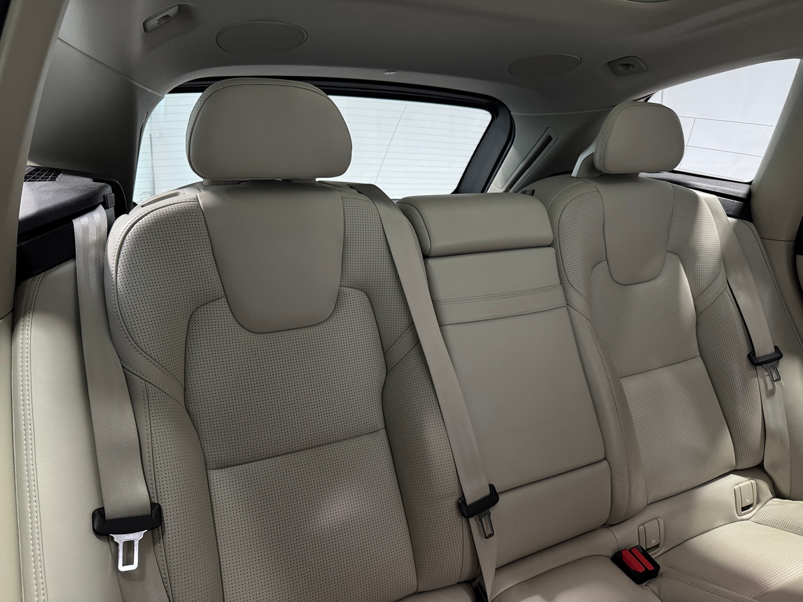 Thumbnail: 2019 Volvo XC60 - 5