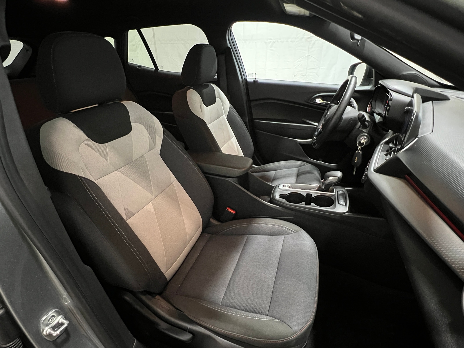 Thumbnail: 2024 Chevrolet Trax - 2