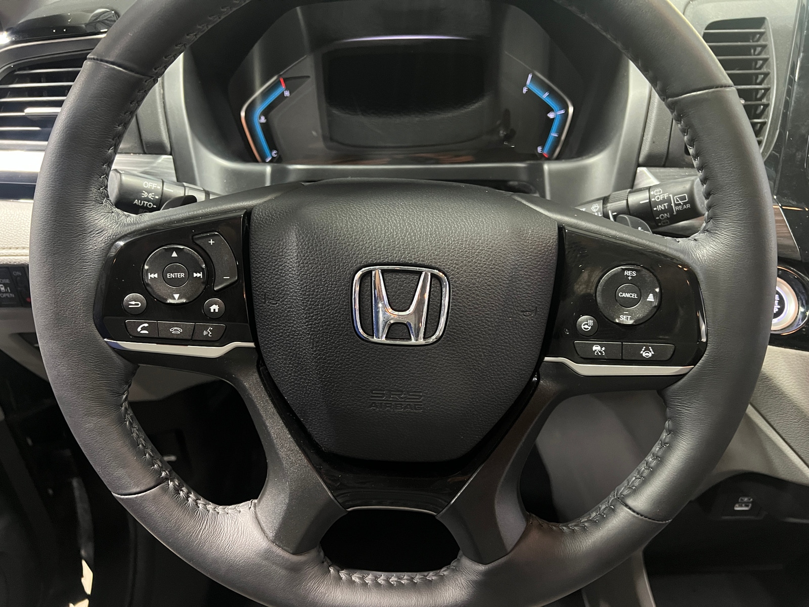 Thumbnail: 2023 Honda Odyssey - 4