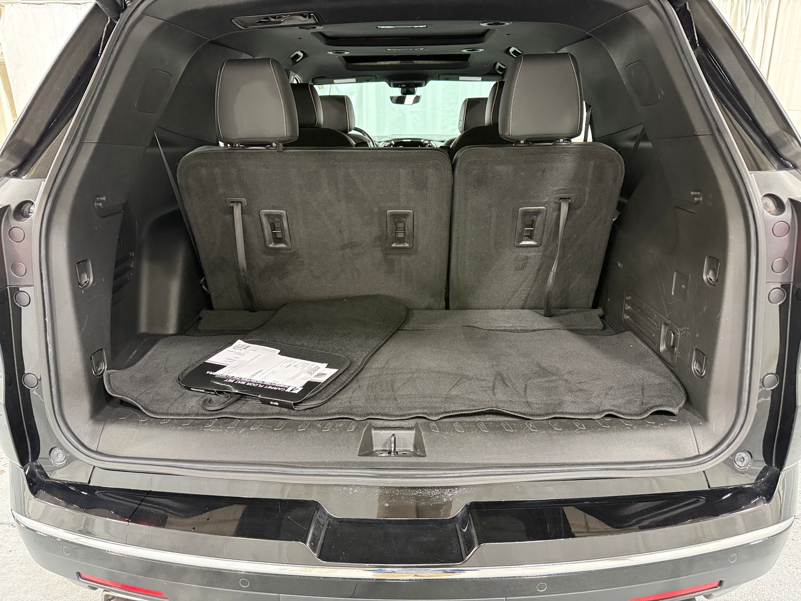 Thumbnail: 2022 Chevrolet Traverse - 6