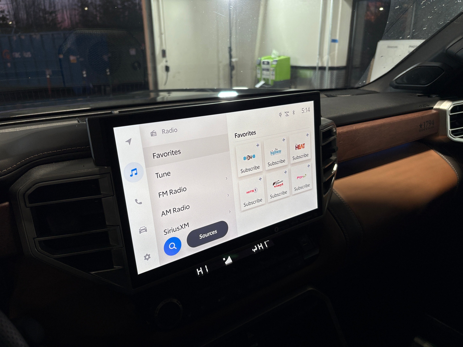 Thumbnail: 2023 Toyota Tundra - 3