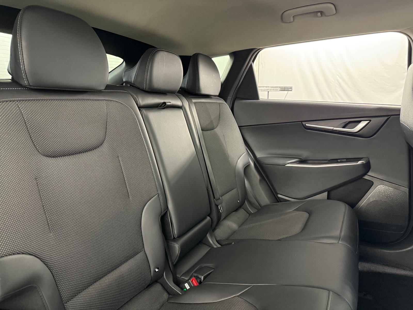 Thumbnail: 2024 Kia EV6 - 5