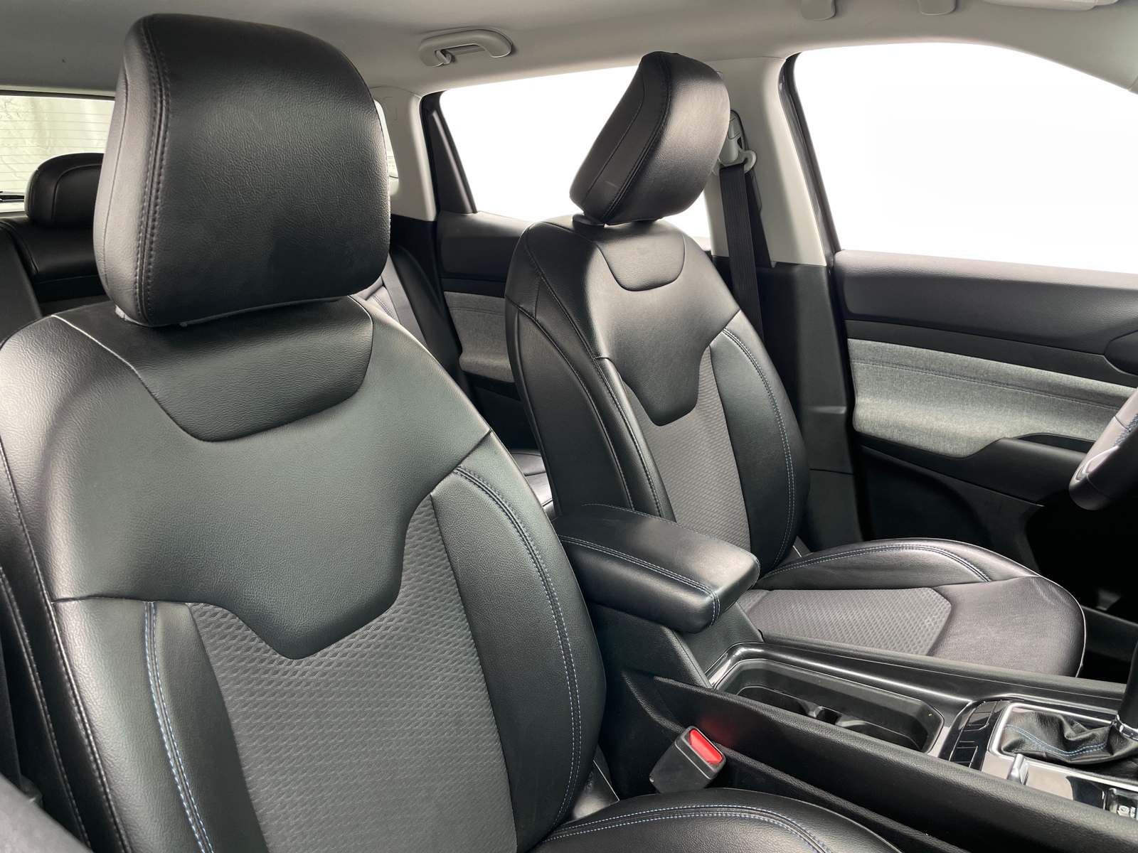 Thumbnail: 2022 Jeep Compass - 2