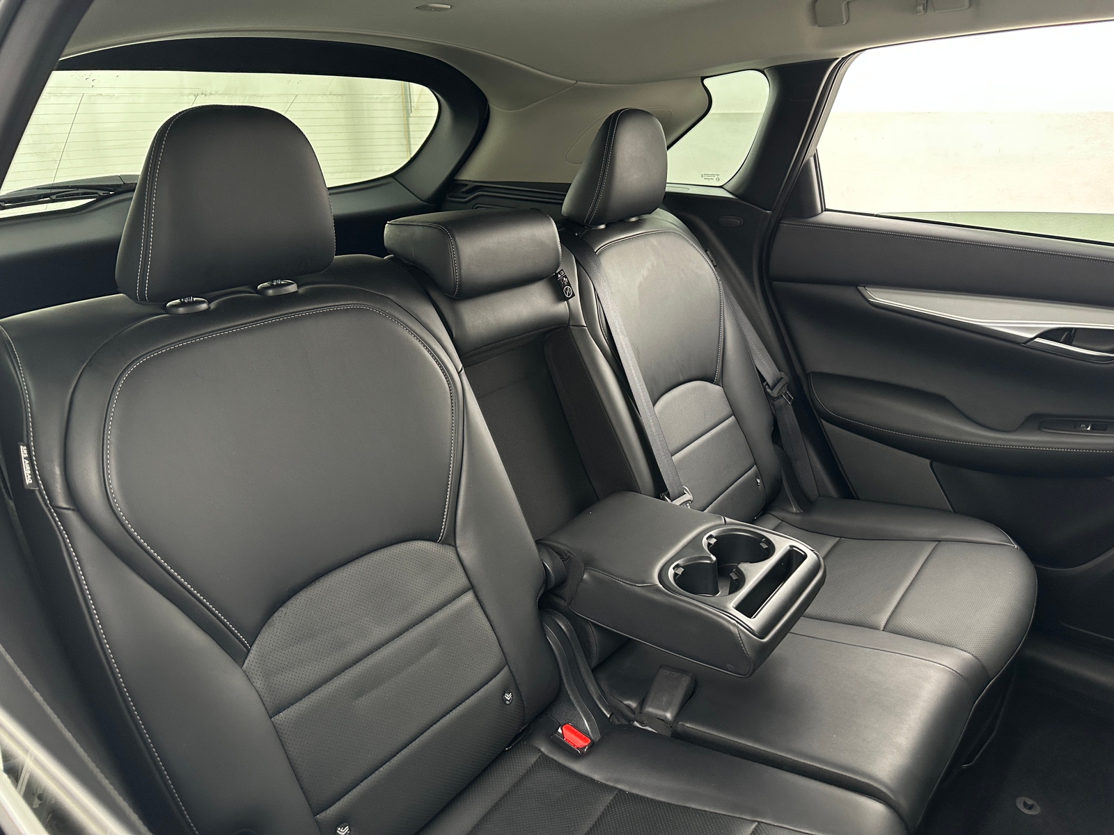 Thumbnail: 2022 INFINITI QX50 - 5