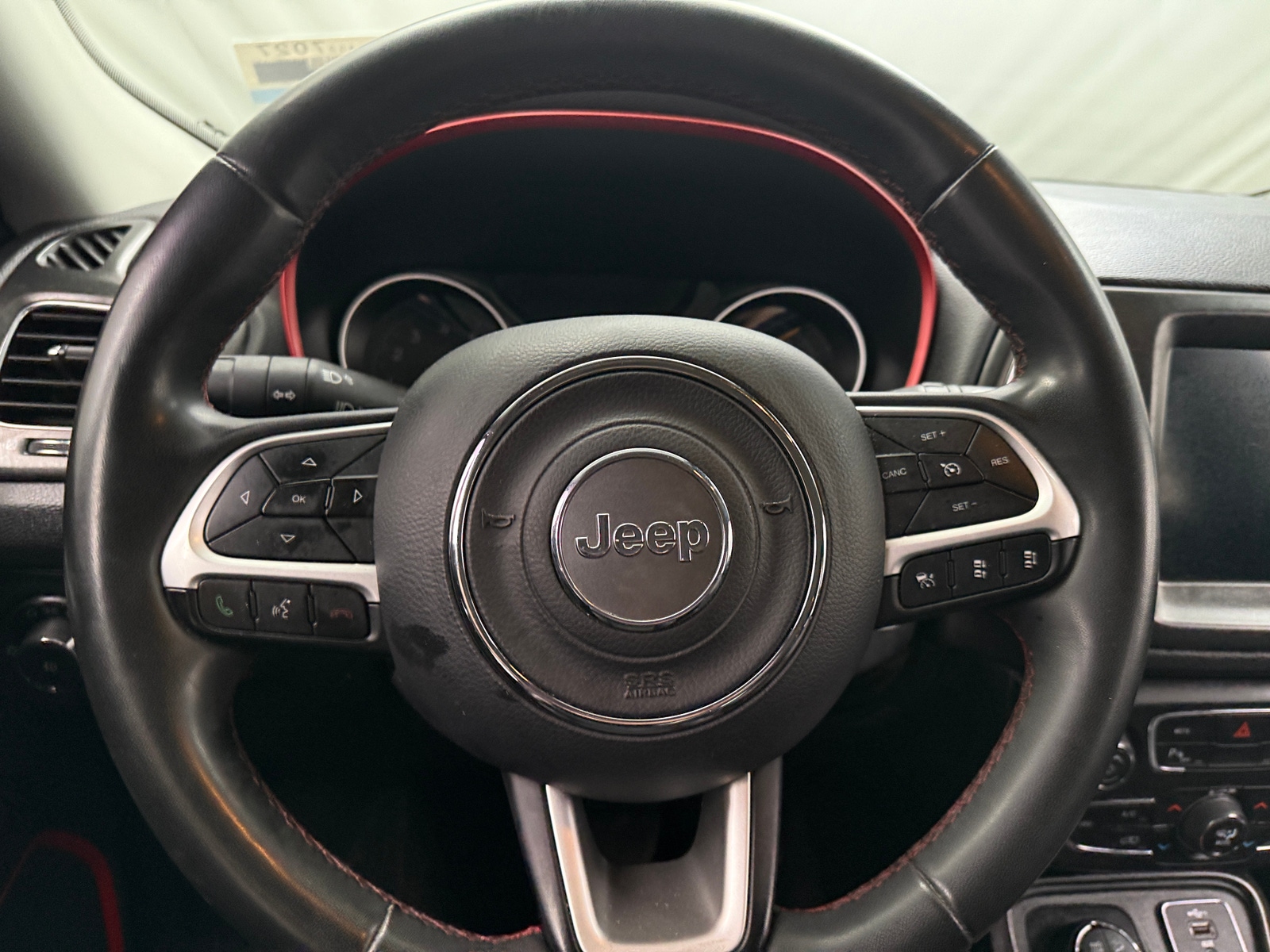 Thumbnail: 2021 Jeep Compass - 4